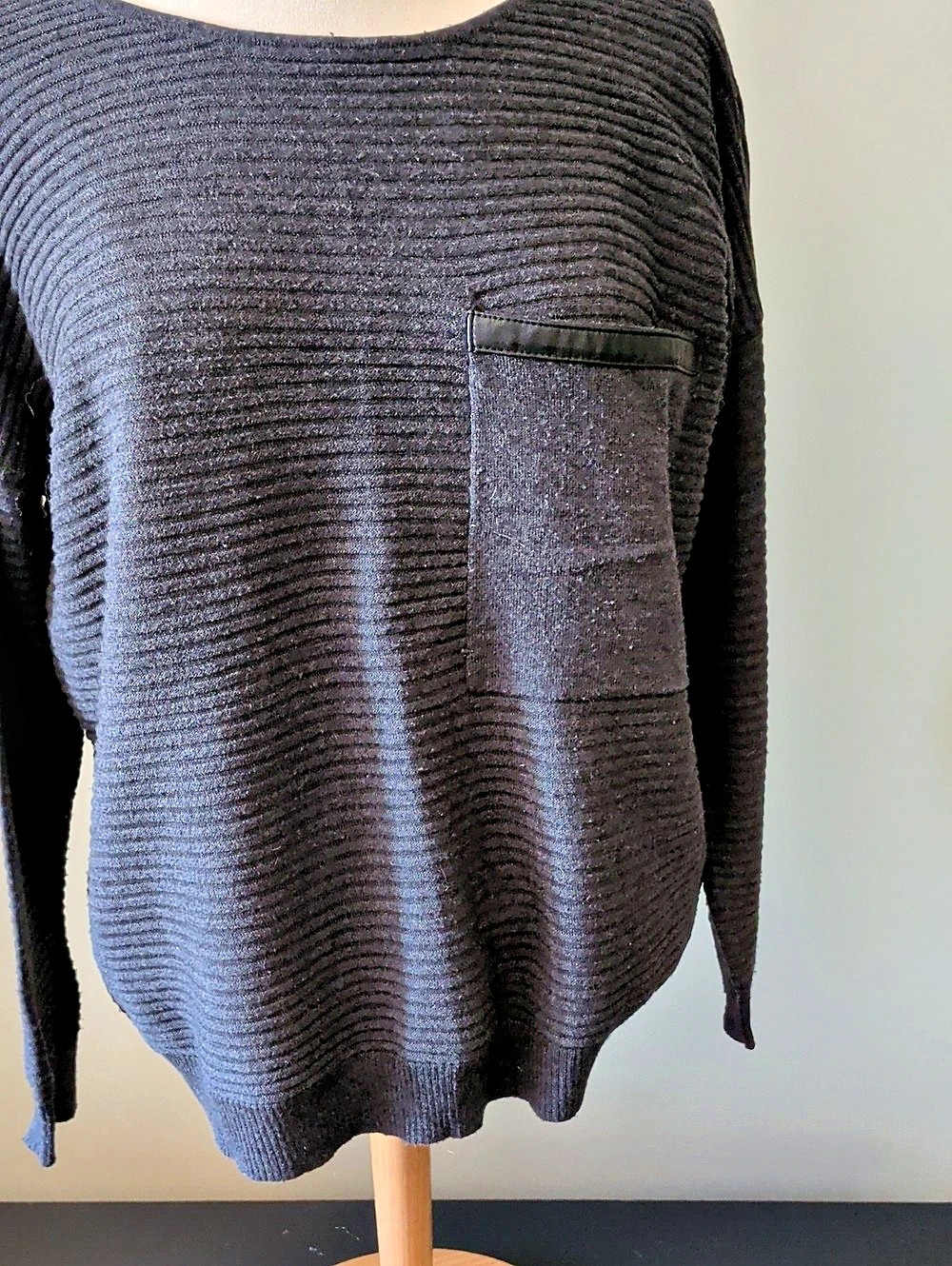 KERISMA Ribbed Crew Neck Sweater Black M/L Good Condition